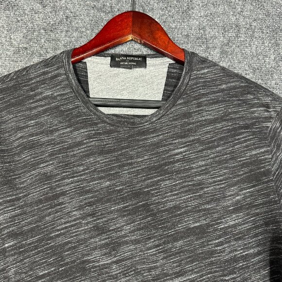 Banana Repubilc Shirt Mens Medium Gray Black Moisture Wicking Pullover Long Slee - Picture 3 of 7
